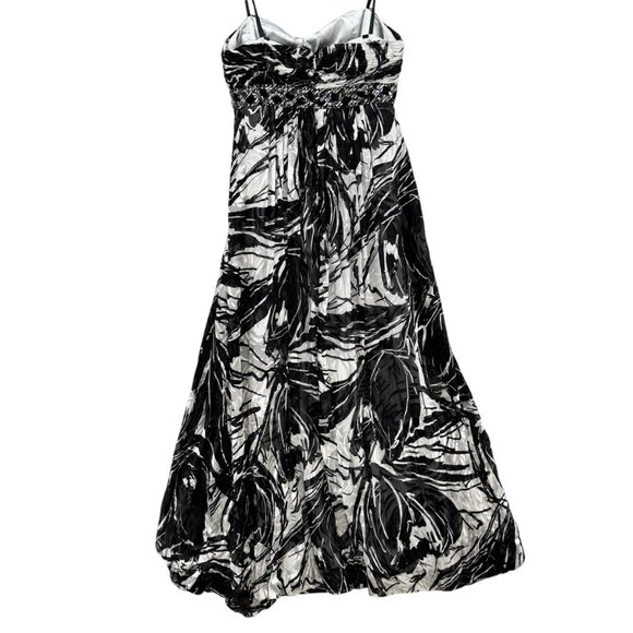 BCBGMaxAzria Maxi Dress Evening Gown Black White Strapless Silk Beaded Size 4P - Picture 2 of 15